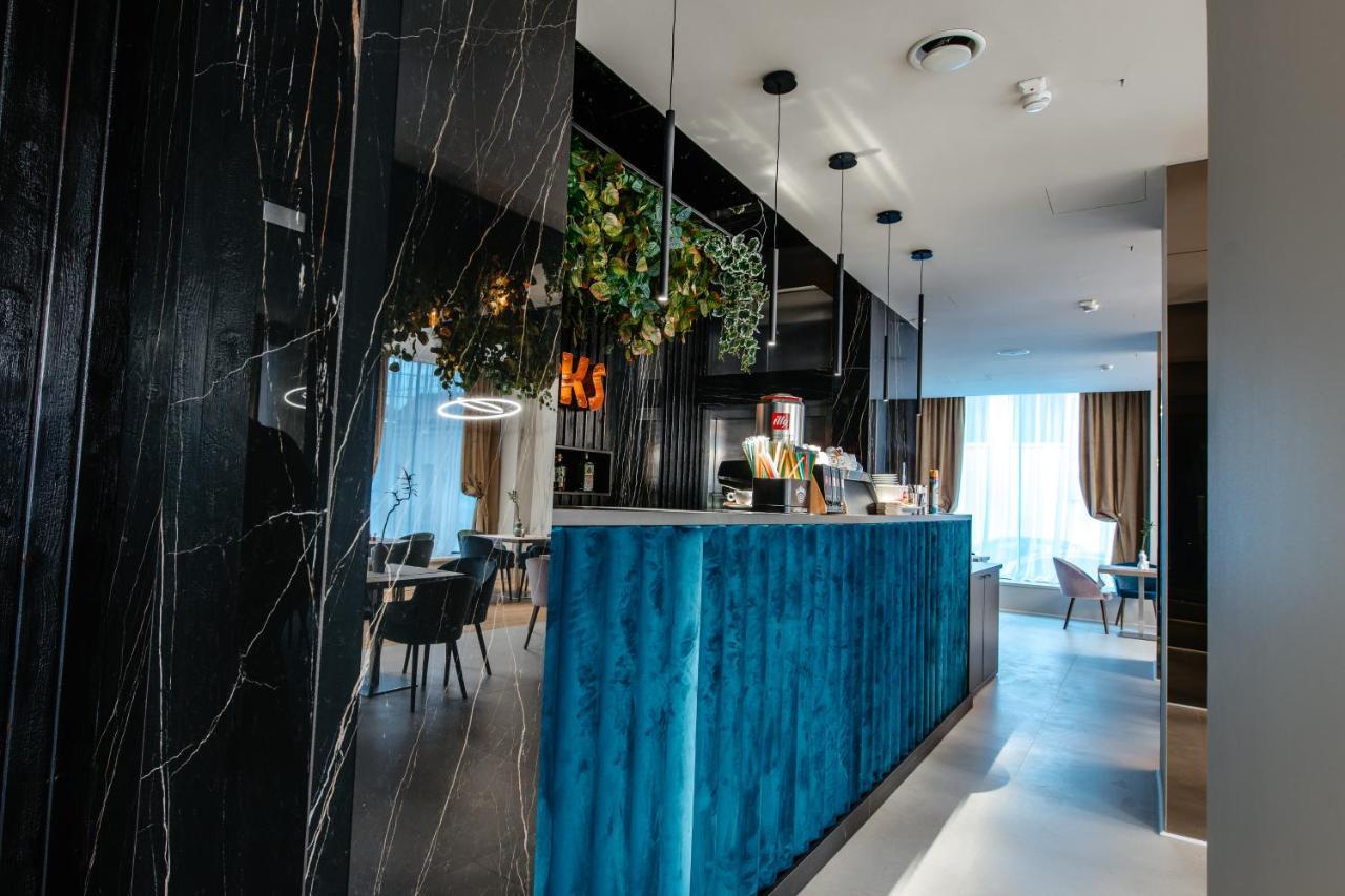 Hotel Clipa Szörényvár Kültér fotó